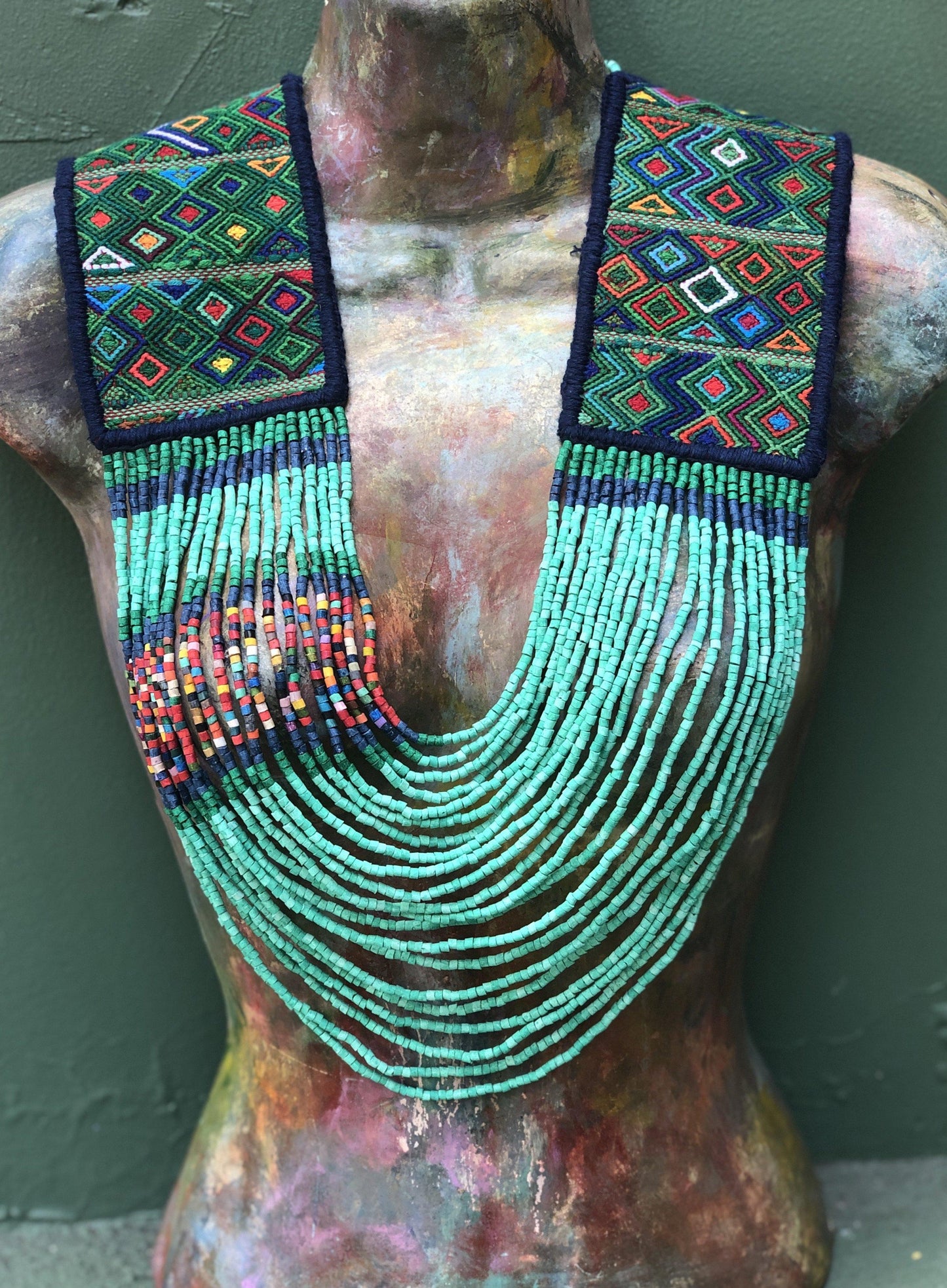 Aguacatán - Turquoise Rainbow