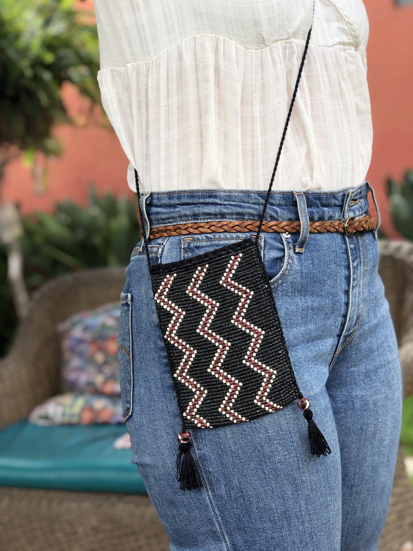 Colores Cell Phone Bags - Zig Black