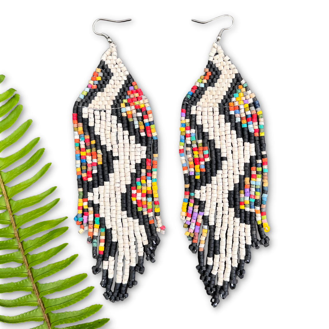 Lightweight Statement Earrings - Serpiente