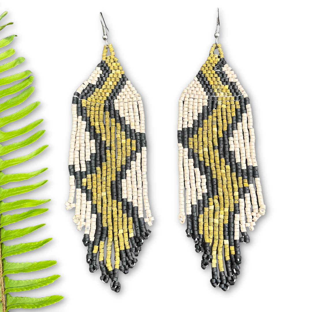 Lightweight Statement Earrings - Serpiente