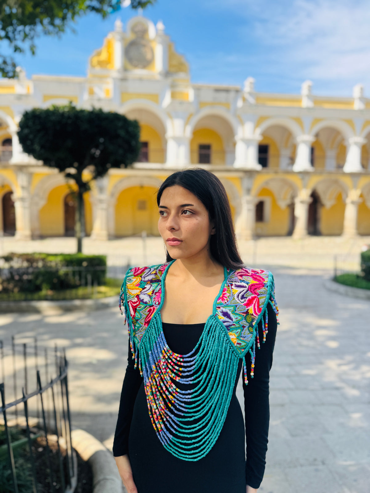 Shoulder Cape with Draped Beads - Huipil Capa Primavera Silvestre