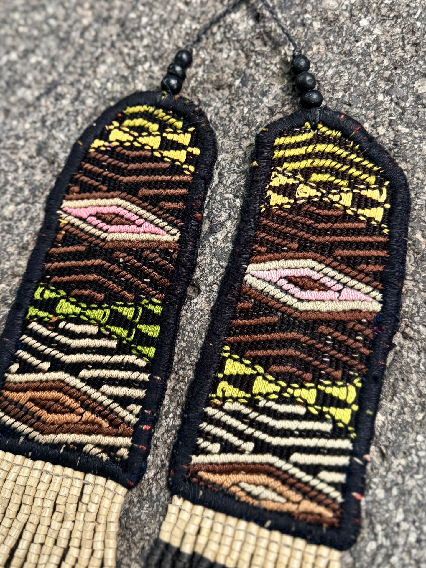 Adjustable Ceramic Beaded Strand Necklace with Vintage Chichi Huipil Textile, gold/black
