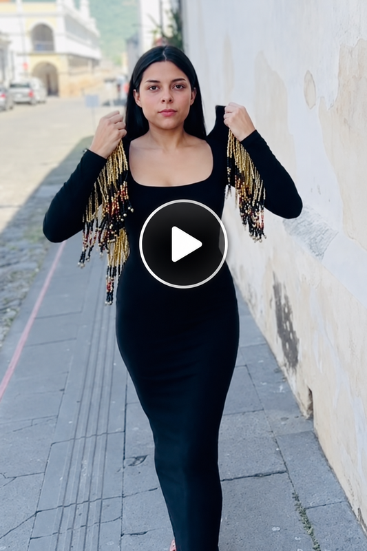 Ceremonial Fringe Poncho with Black Jade - Alas del Cielo