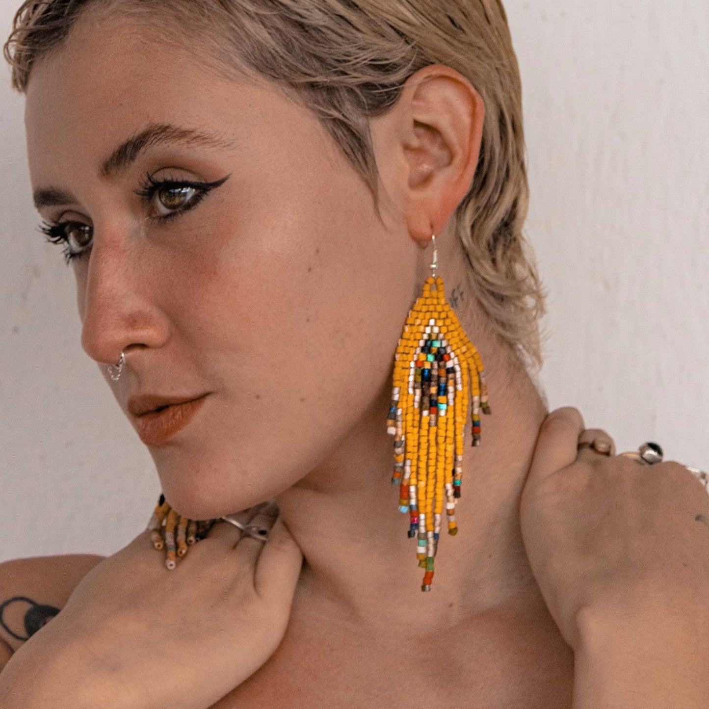 Pendientes colgantes largos con cuentas - "Tikal Diamond", hechos a mano