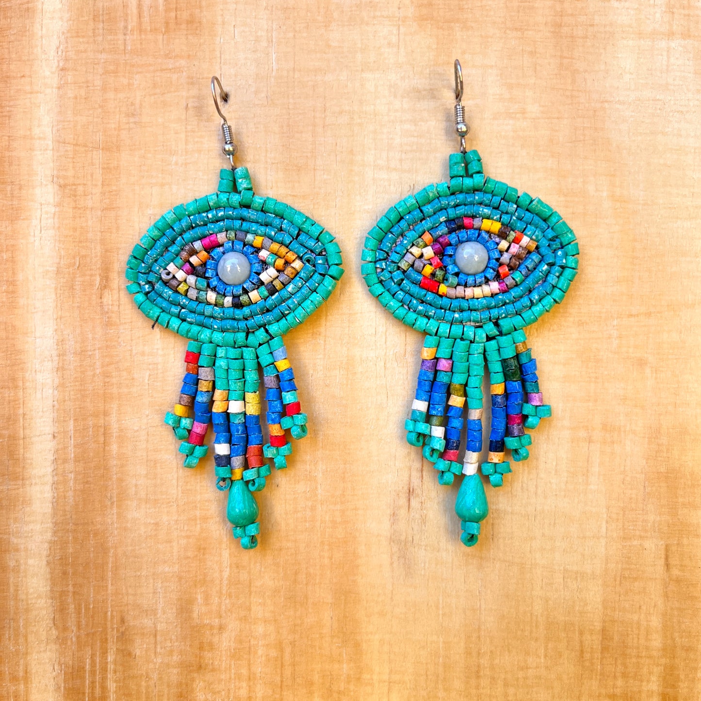 Pendientes Bordados de Cuentas con Jade - "Ojo Fleco"