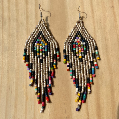 Pendientes colgantes largos con cuentas - "Tikal Diamond", hechos a mano