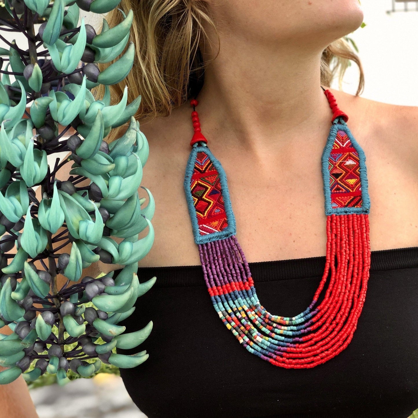 Collares Textiles Ceremoniales - "Aguacatán Rojos"