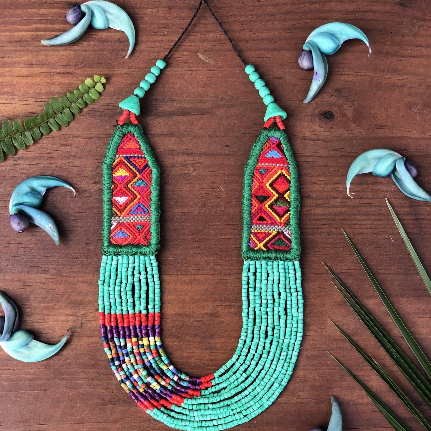 Collares Textiles Ceremoniales - "Aguacatán Azules"