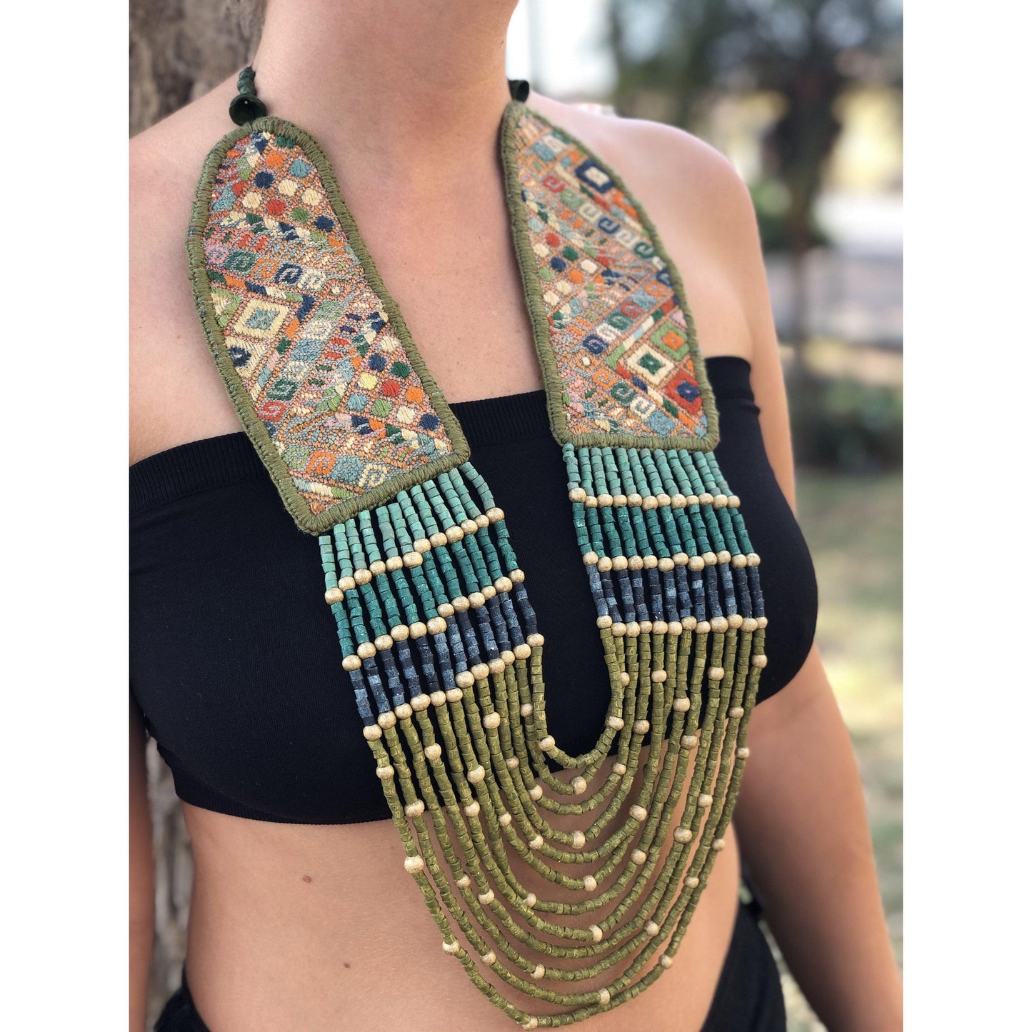 Pecheras Vintage Textiles - "Geometría Ancestral"