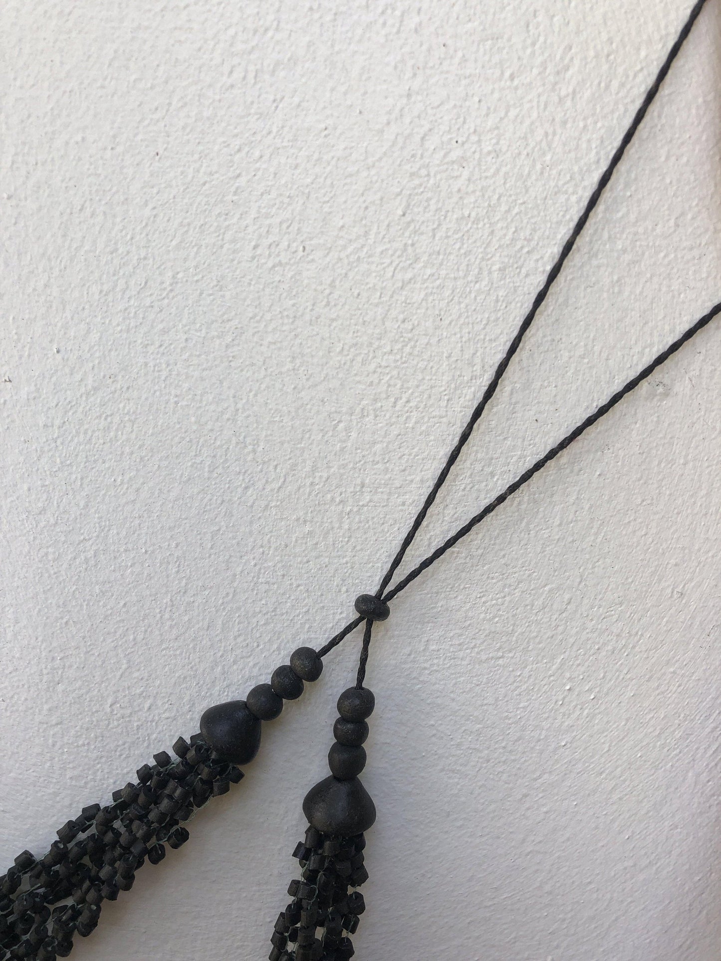 Embroidered Necklaces with Jade - "Bordado Fantástico"
