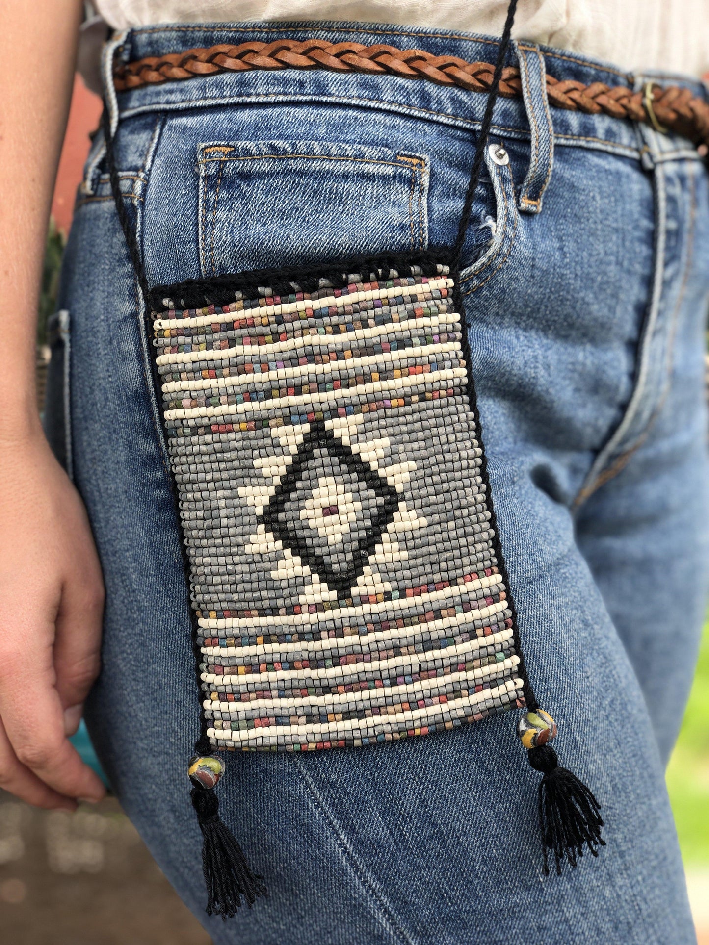 Colores Cell Phone Bags - Black/White