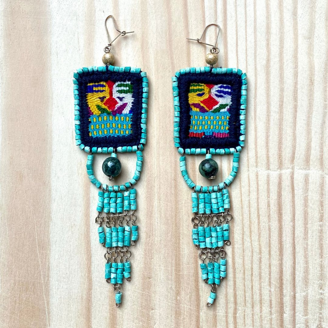 Bordados, Cuentas, Pendientes Colgantes con Jade - "Copán Jade", hecho a mano