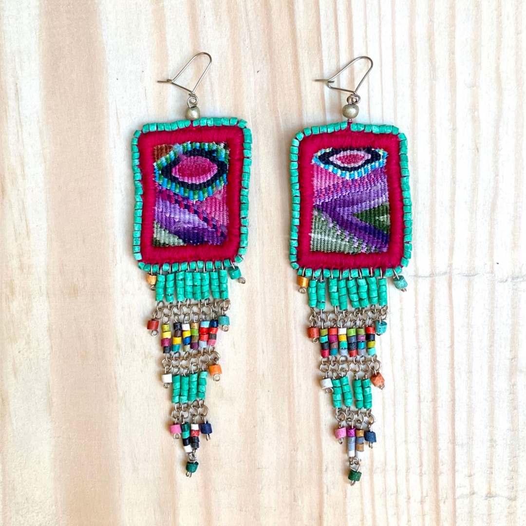 Bordados, Cuentas, Aretes Colgantes - "Copán", hecho a mano