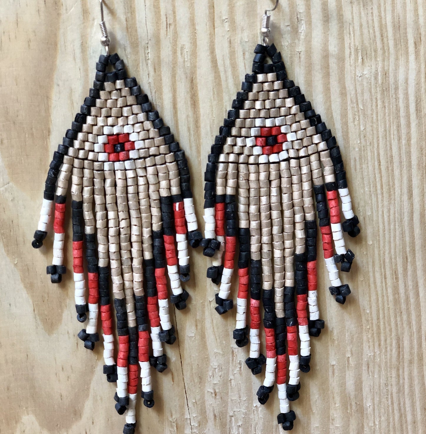 Pendientes colgantes largos con cuentas - "Tikal Spot", hechos a mano