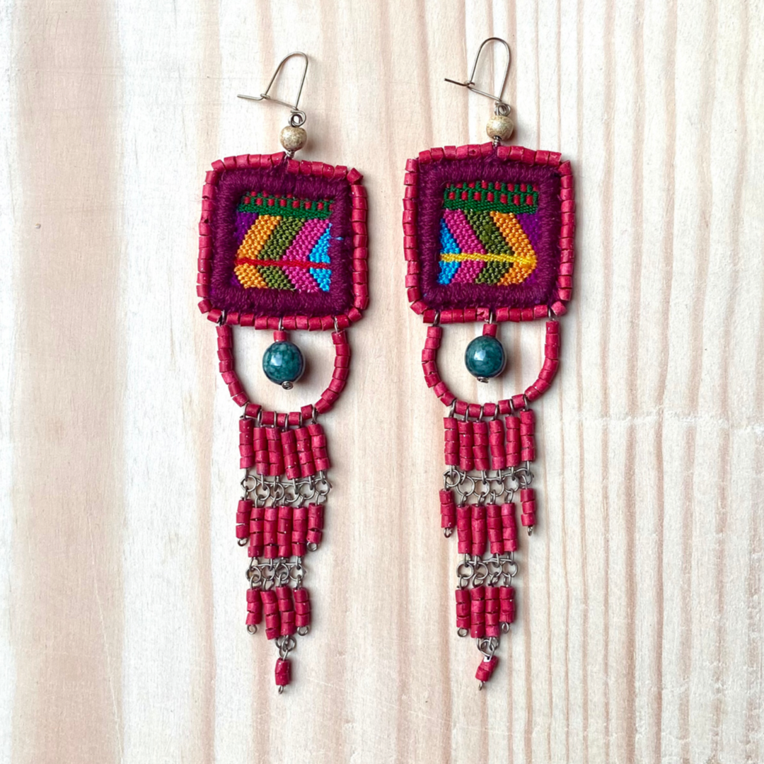 Bordados, Cuentas, Pendientes Colgantes con Jade - "Copán Jade", hecho a mano