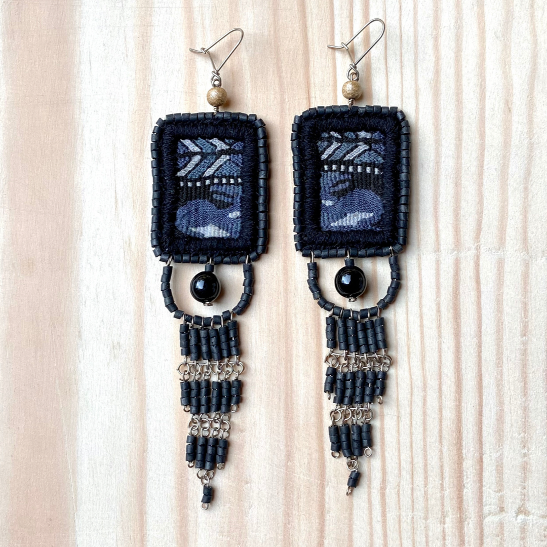 Bordados, Cuentas, Pendientes Colgantes con Jade - "Copán Jade", hecho a mano