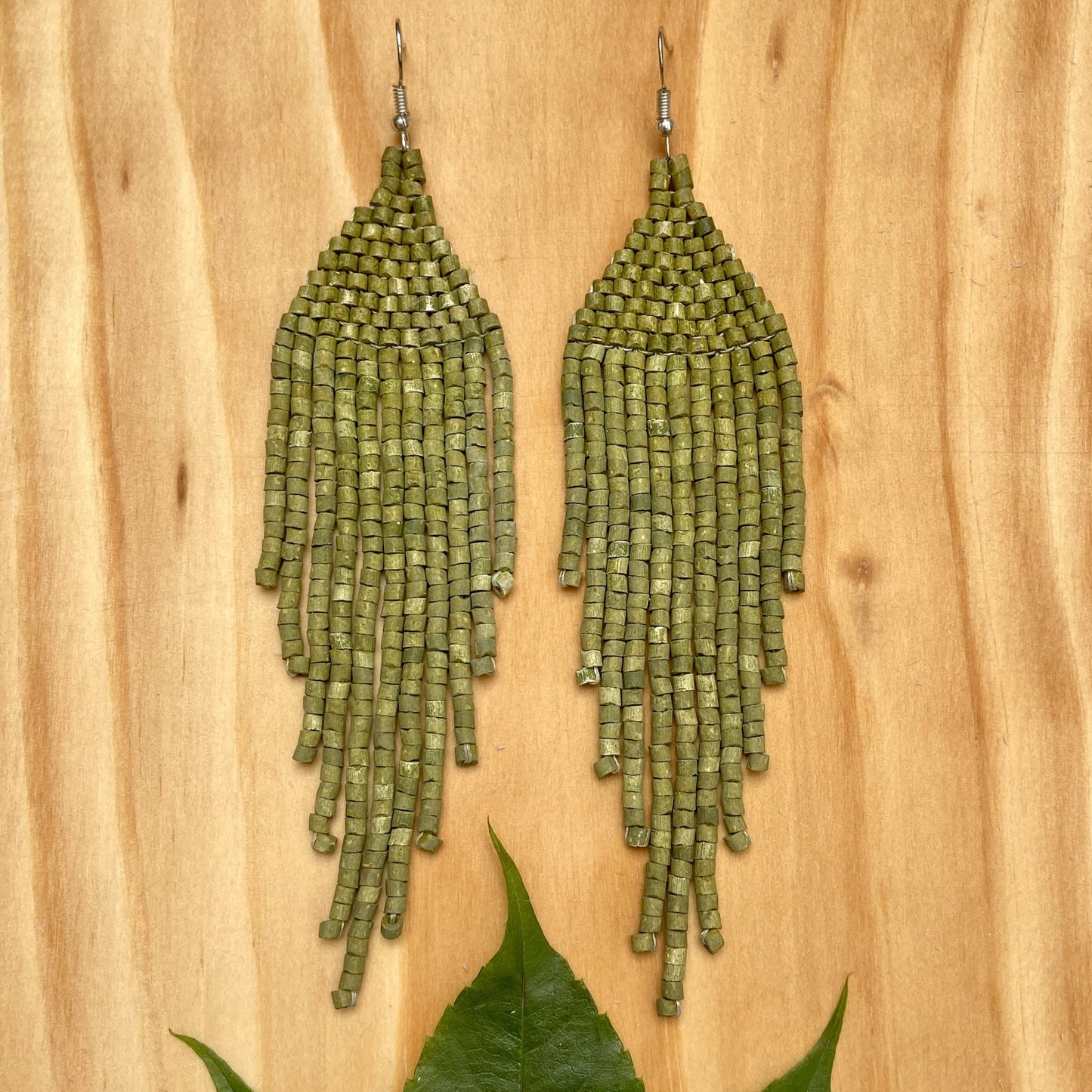 Aretes con flecos y cuentas - "Slim Tikal Jun"
