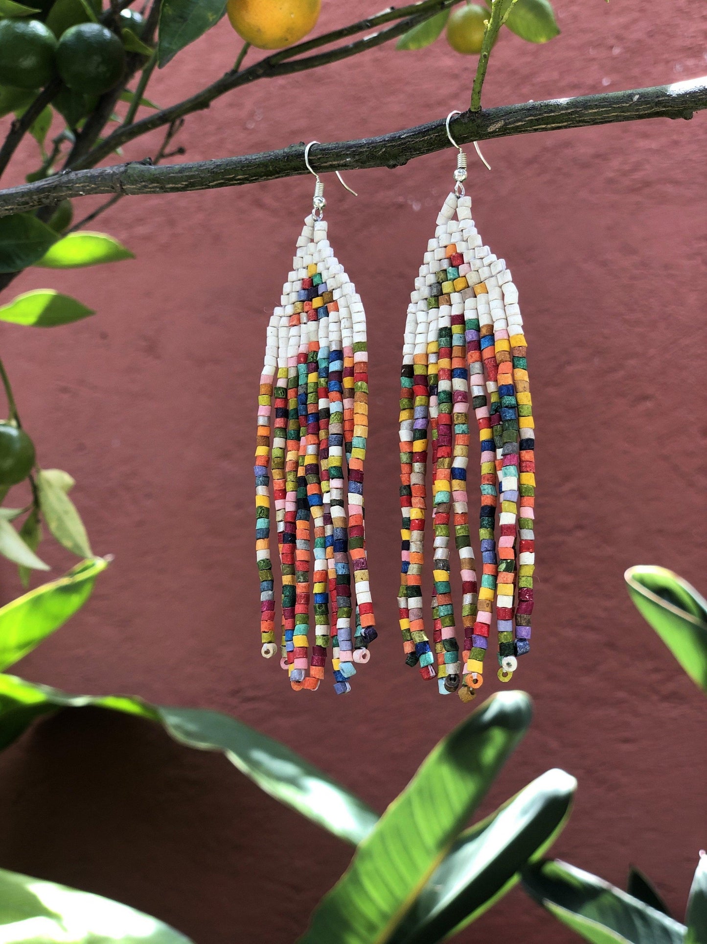 Aretes colgantes largos con cuentas - "Long Tikal", hechos a mano