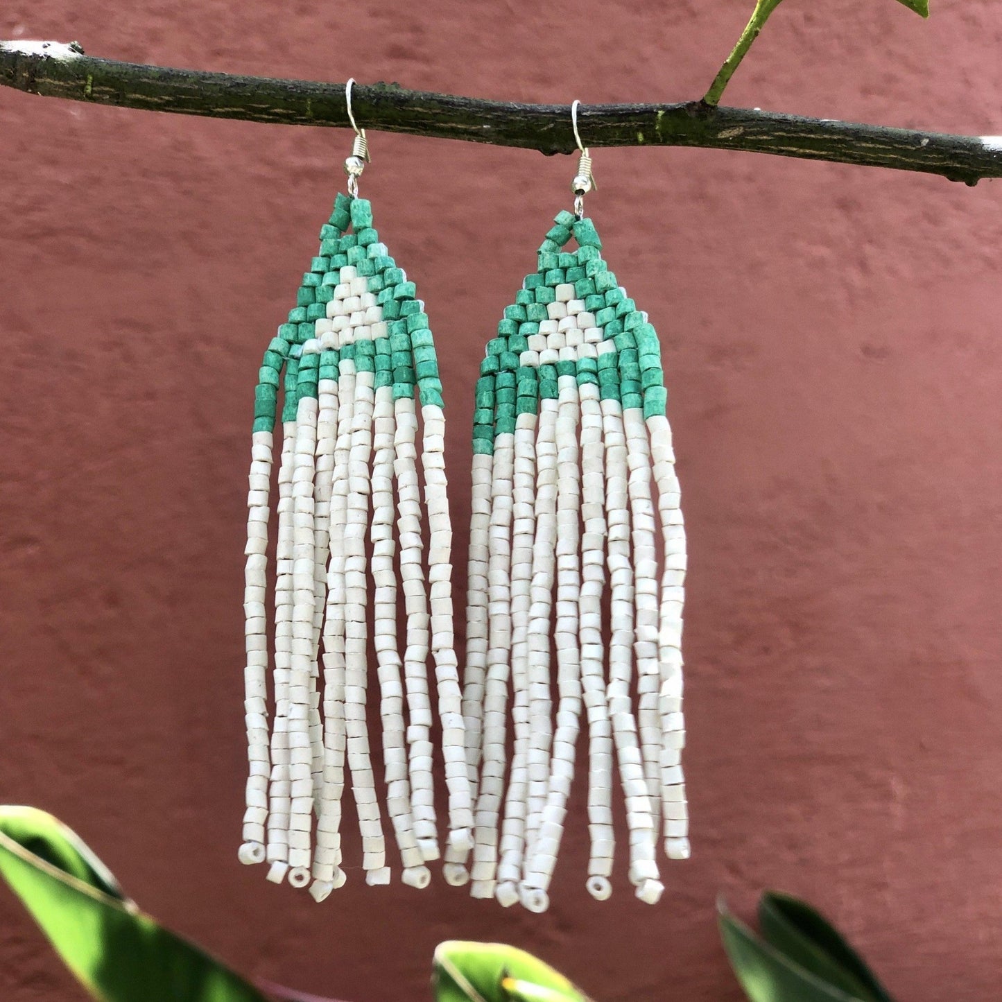 Aretes colgantes largos con cuentas - "Long Tikal", hechos a mano
