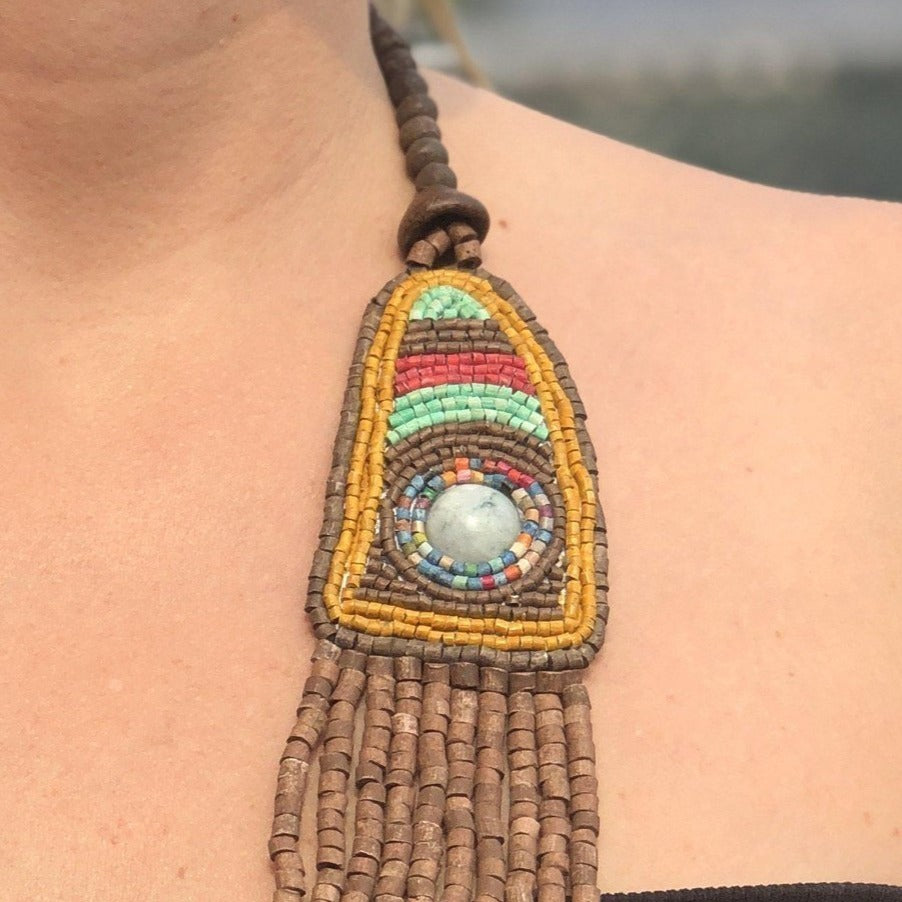Collares Bordados con Jade - "Luna Jade"