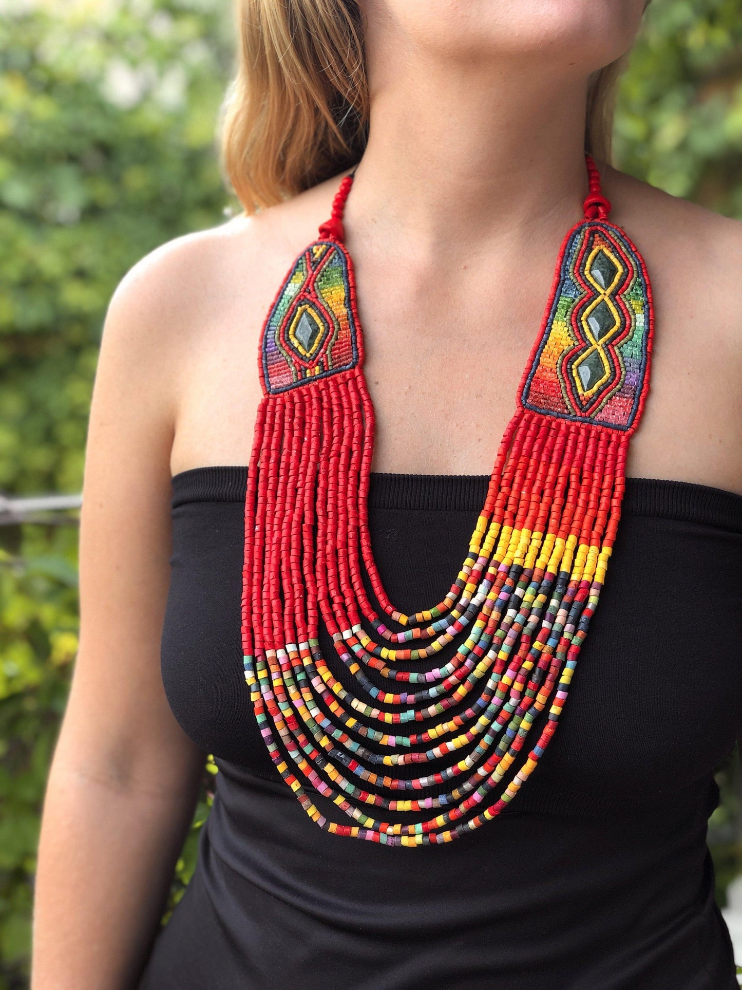 Collares Bordados con Jade - "Luna Jade"