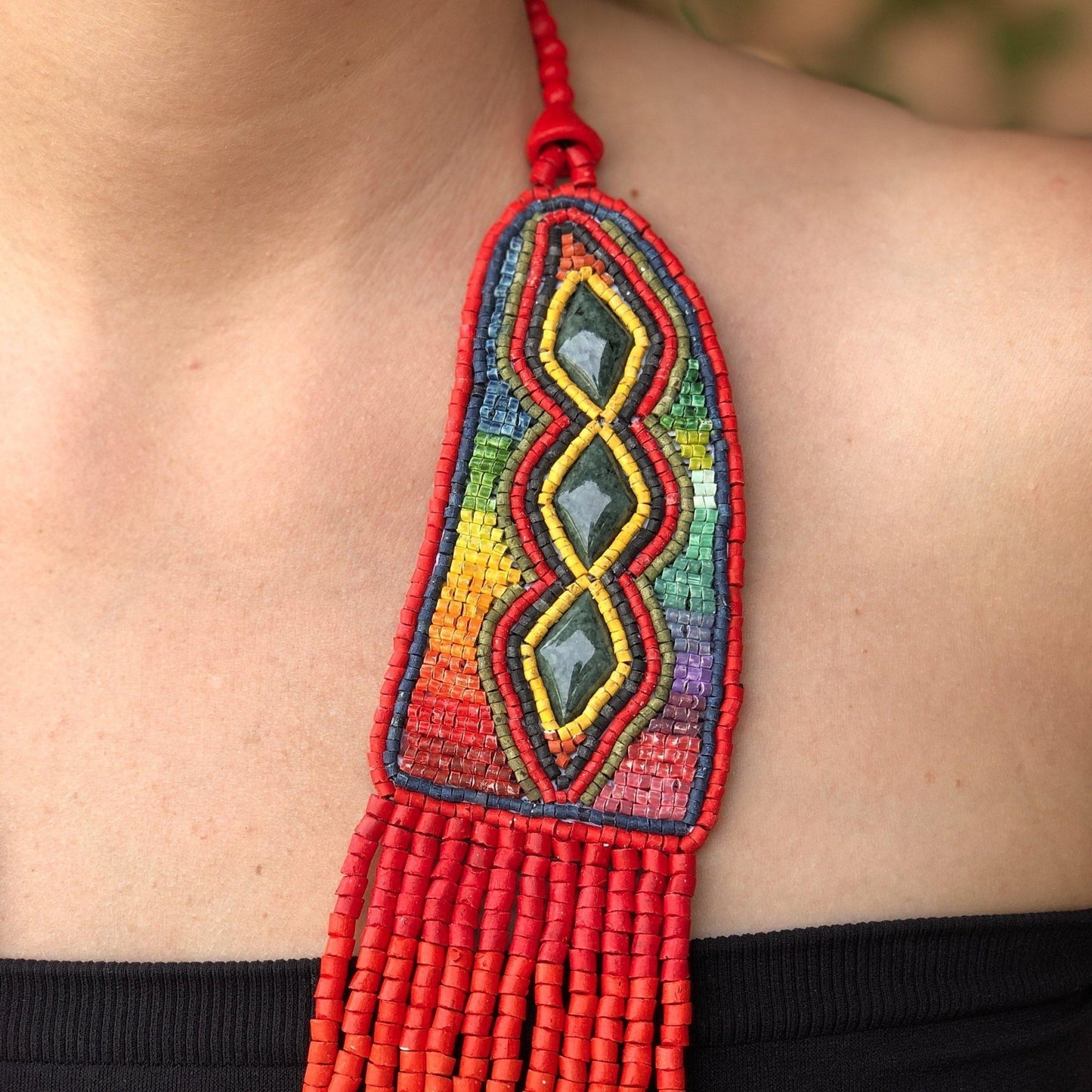 Collares Bordados con Jade - "Luna Jade"