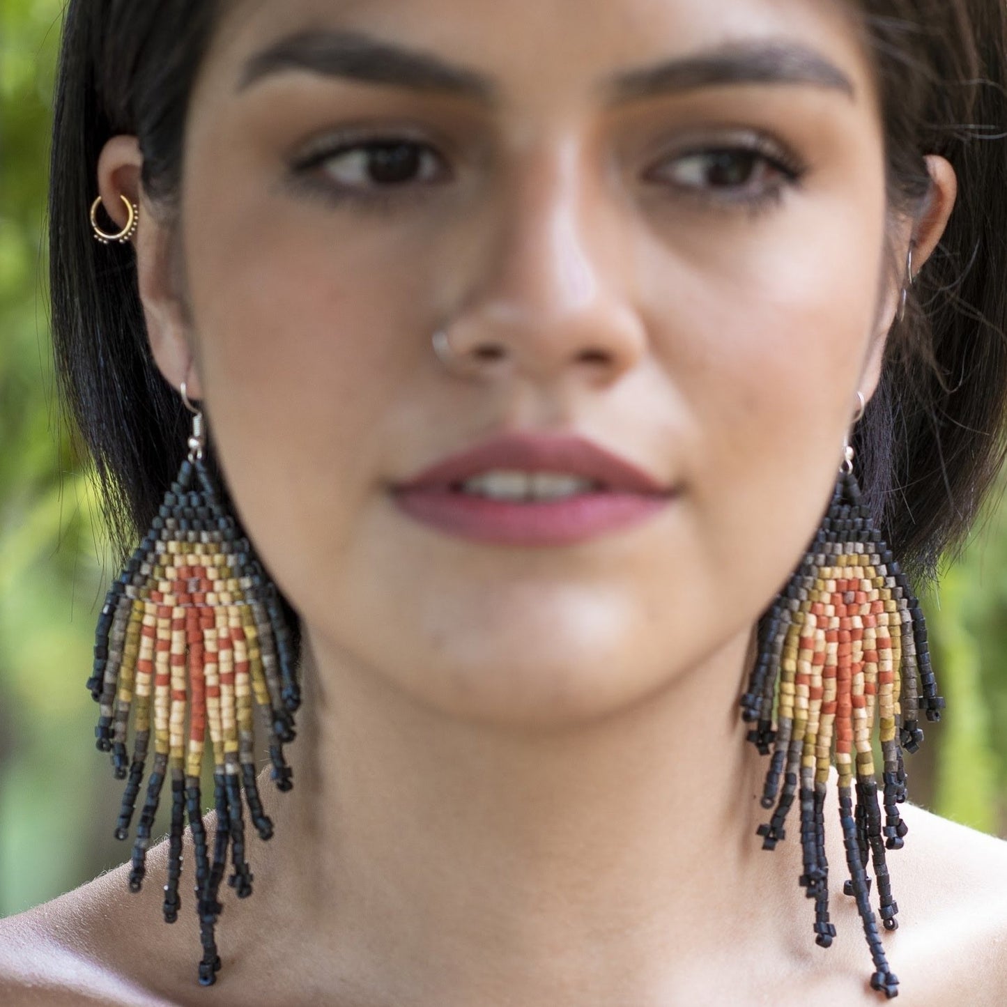 Pendientes colgantes largos con cuentas - "Tikal Fossils", hechos a mano