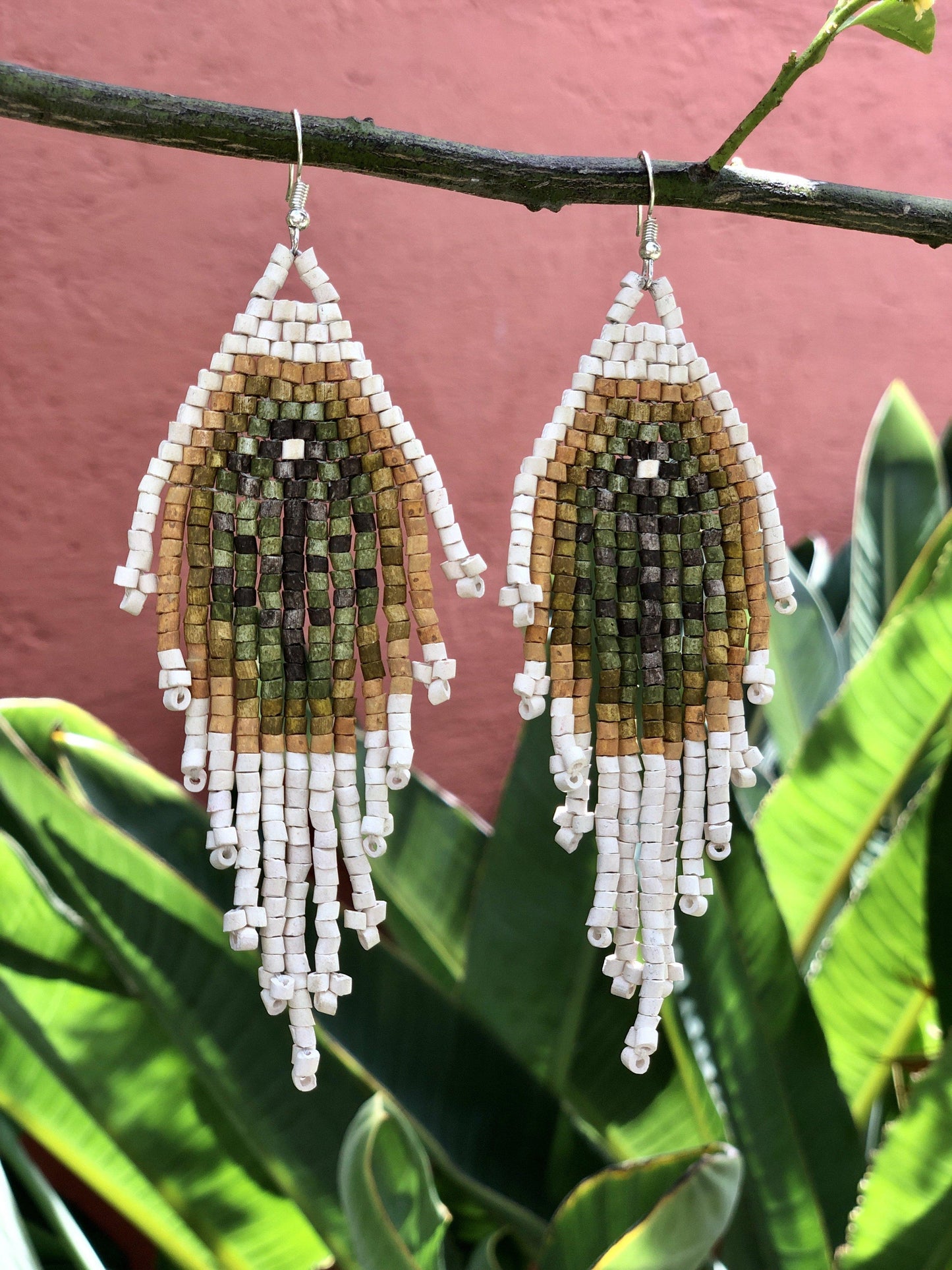 Tikal Fossils -White