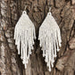 Pendientes colgantes largos con cuentas - "Tikal Jun White", hechos a mano