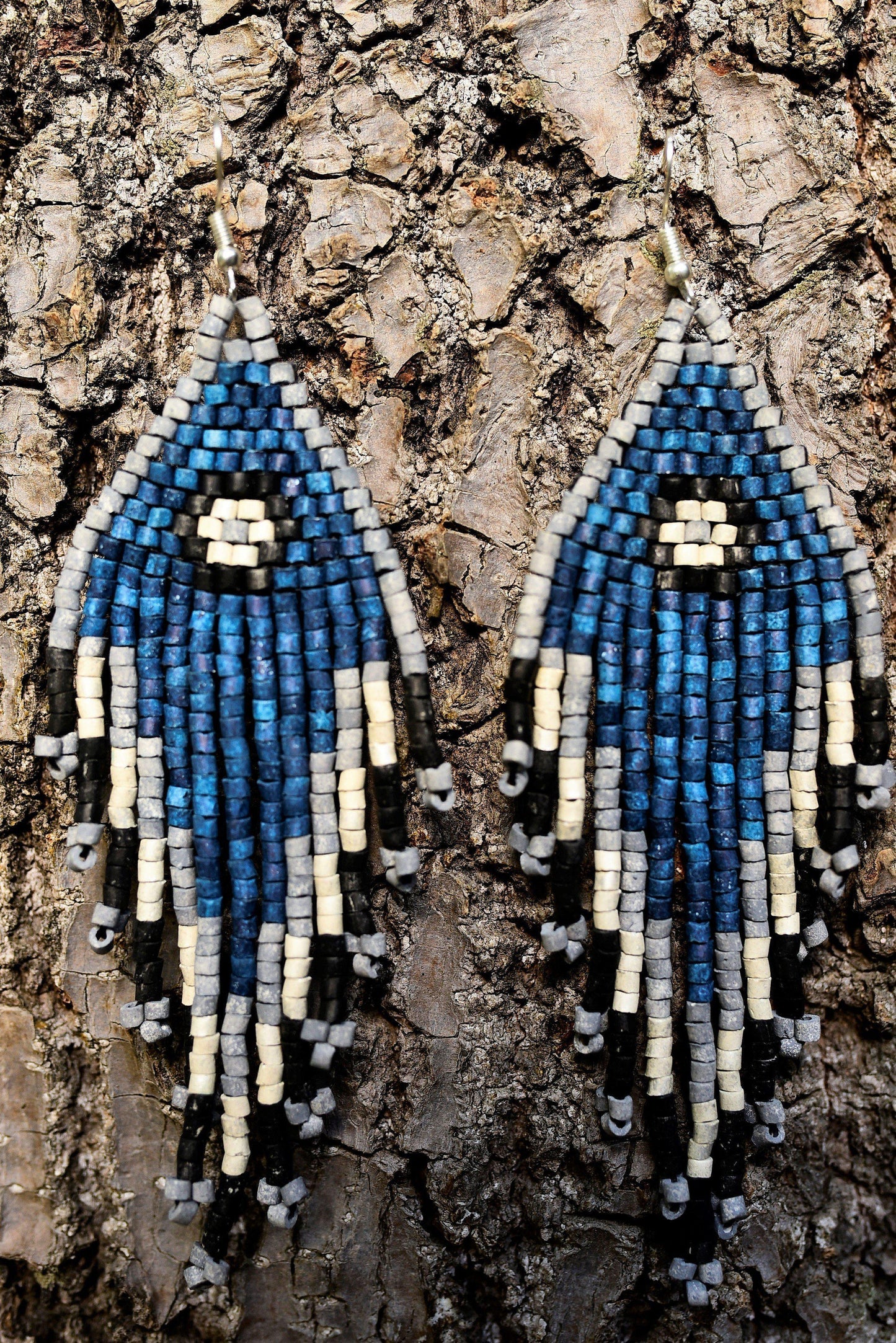 Pendientes colgantes largos con cuentas - "Tikal Spot", hechos a mano