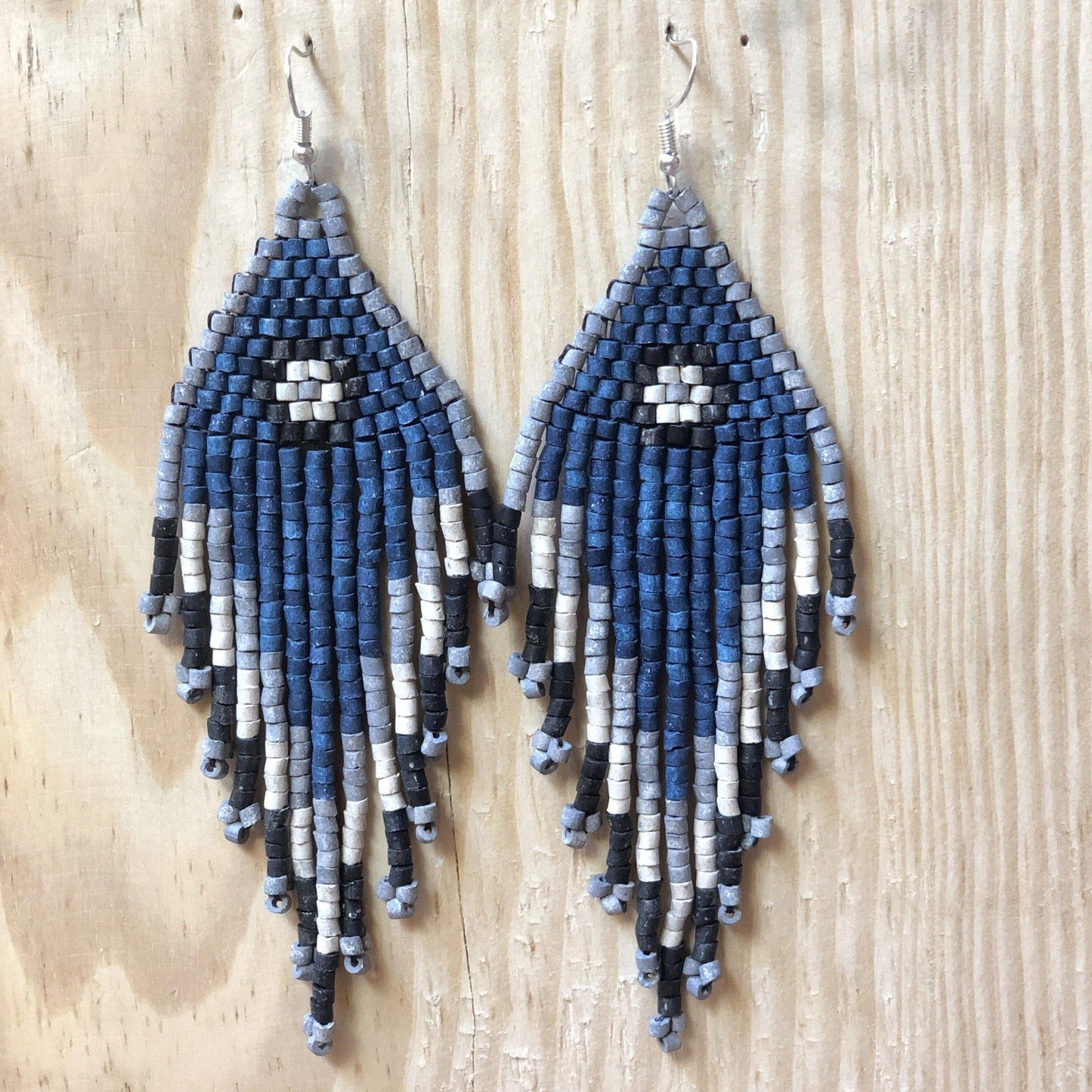 Pendientes colgantes largos con cuentas - "Tikal Spot", hechos a mano