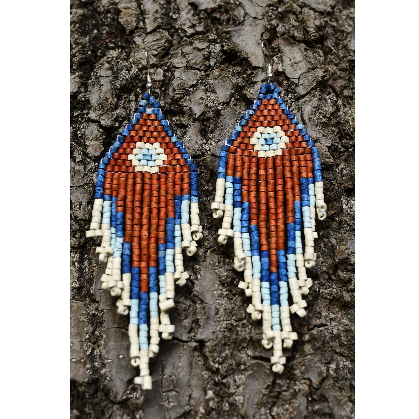 Pendientes colgantes largos con cuentas - "Tikal Spot", hechos a mano