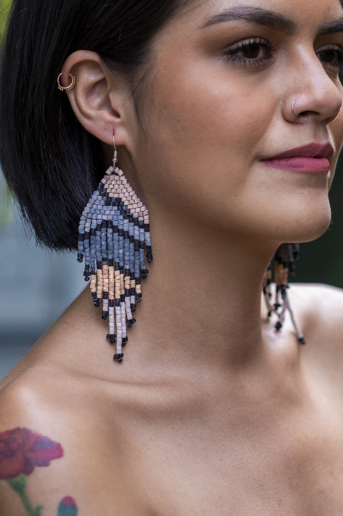Pendientes colgantes largos con cuentas - "Tikal Synergy Earth Layers", hechos a mano
